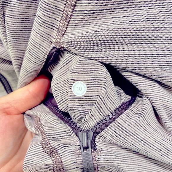 Lululemon Define Jacket - Purple Stripes - Picture 4 of 4